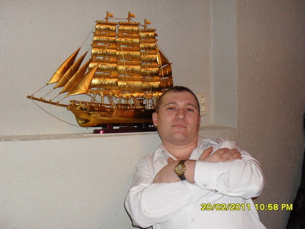 Александр Вишневский