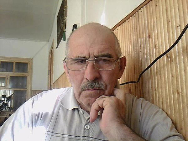 Халид Хайрудинов