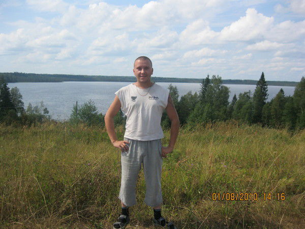 Артём Тишенко