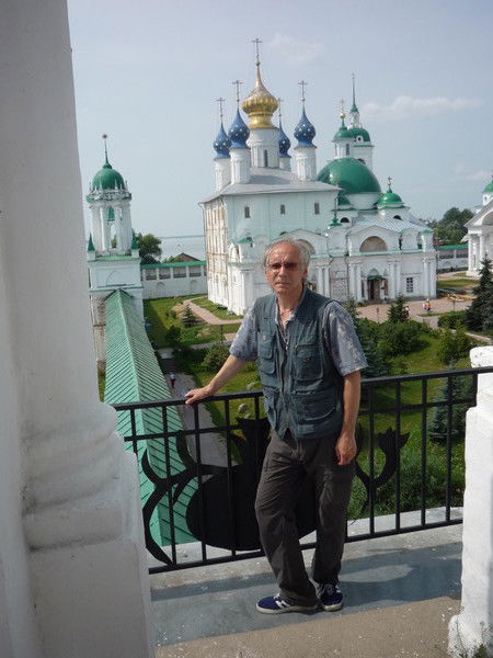 Михаил Гололобов