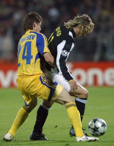 Виталий Казанцев