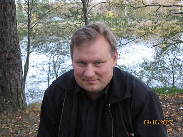 Михаил Степанов