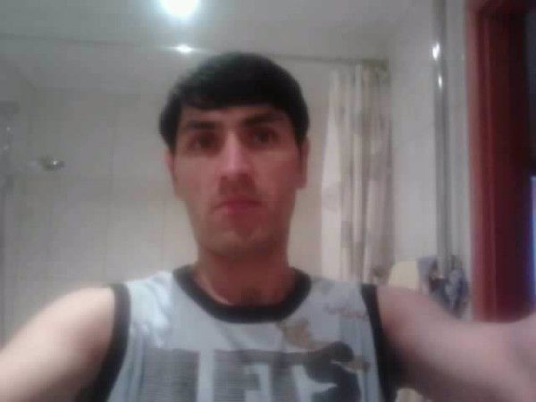 Шарифбек Холов