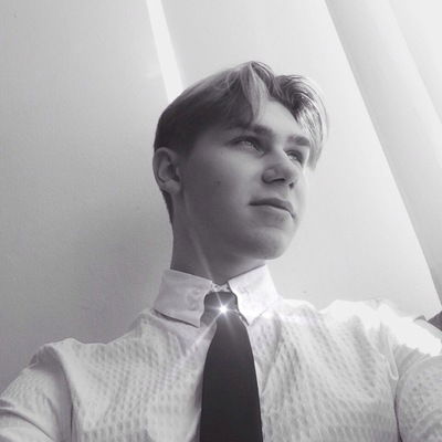 Антон Кандауров