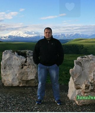 Денис Никитин