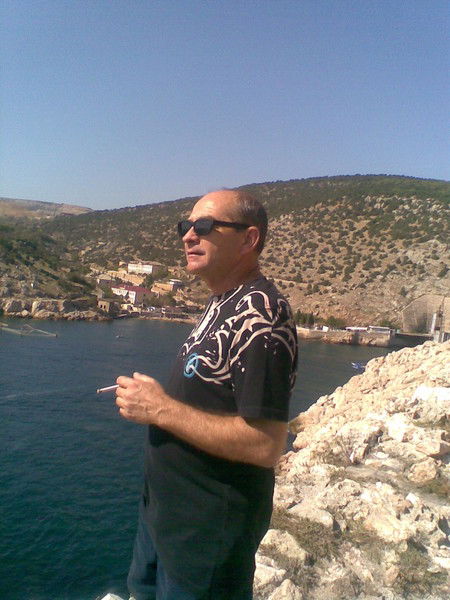 Владимир Тихонов