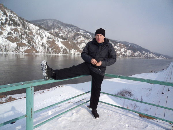 Александр Петров