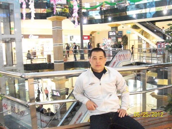 Нурлан Махмутов