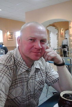 Денис Лужняк