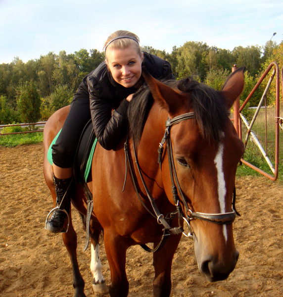 Александра Максимова