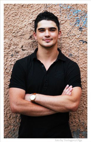 Антон Починин