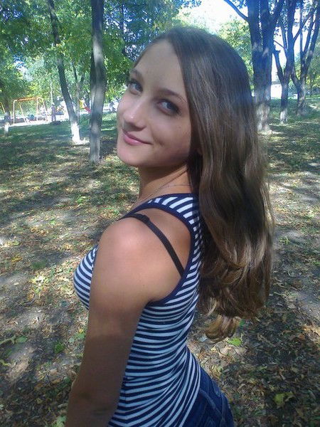 Анна Марущак