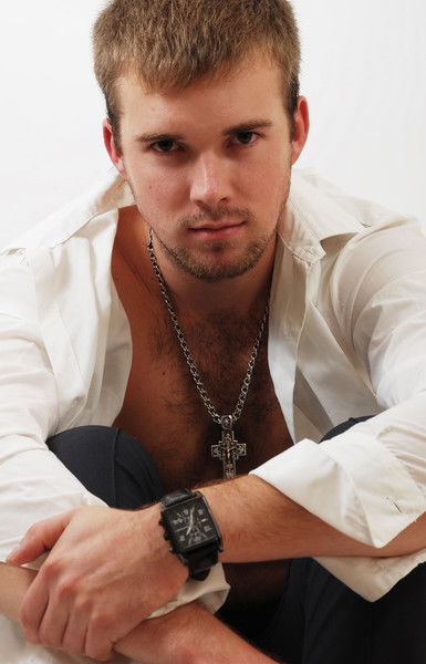 Iliy I(((((((((())))))))))Y