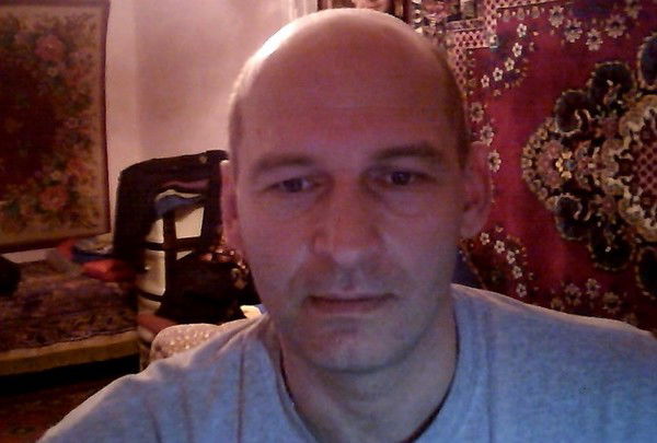 Валерий Комаристый