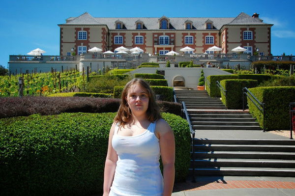 Тоня Паутова