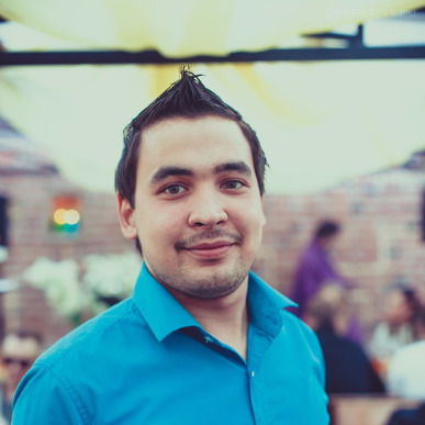 Дмитрий Султанов