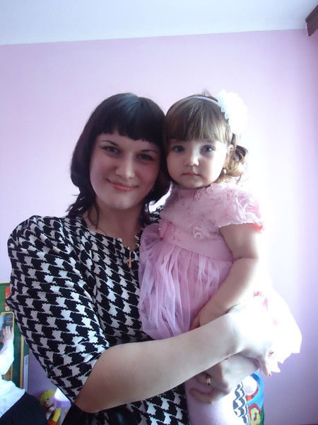 Аня Русинова