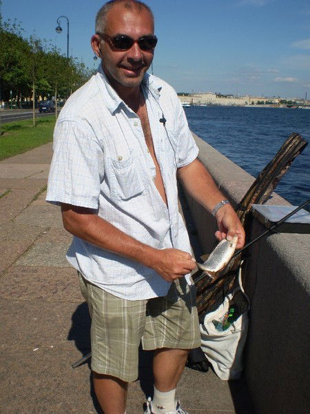 Максим Валентинович