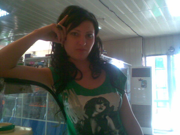 Елена Любимова