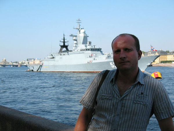 Александр Сафонов