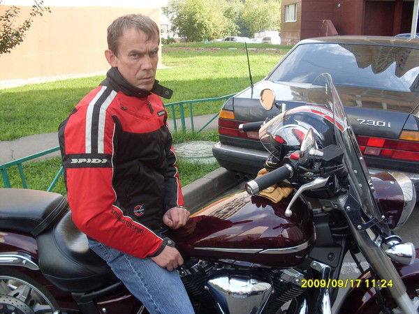 Александр Устинов