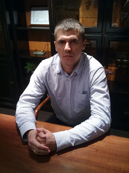 Роман Колесов