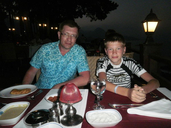 Геннадий Мешков