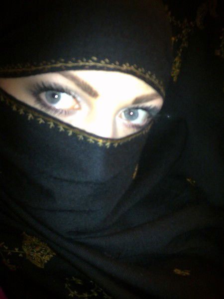 Анна Мурзабекова