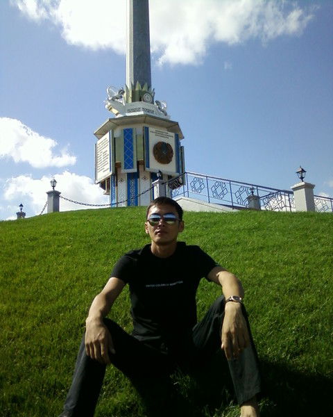 Асан Садыков