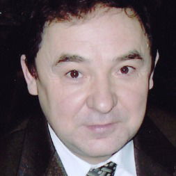 Зуфар Курбанов