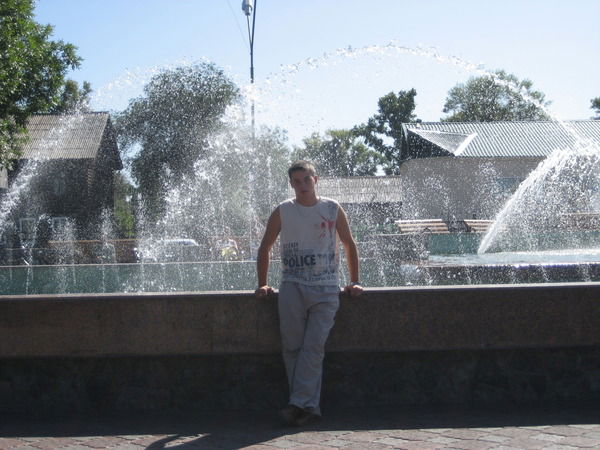 Евгений Ушаков