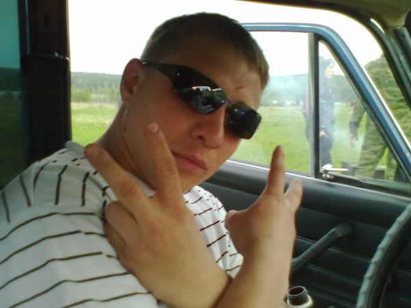 Александр Брик