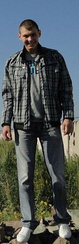 Андрей Неустроев