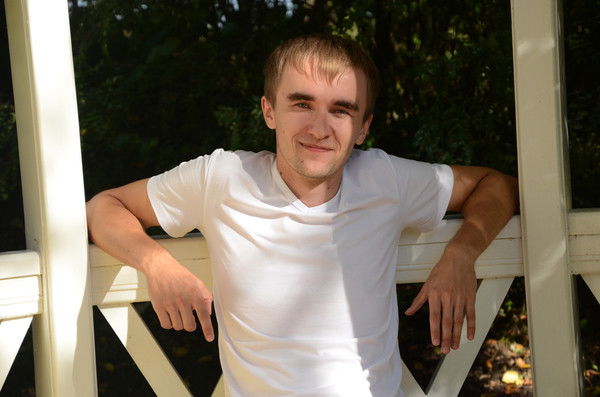 Денис Замотин