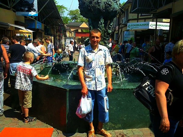 Виктор Стoянов