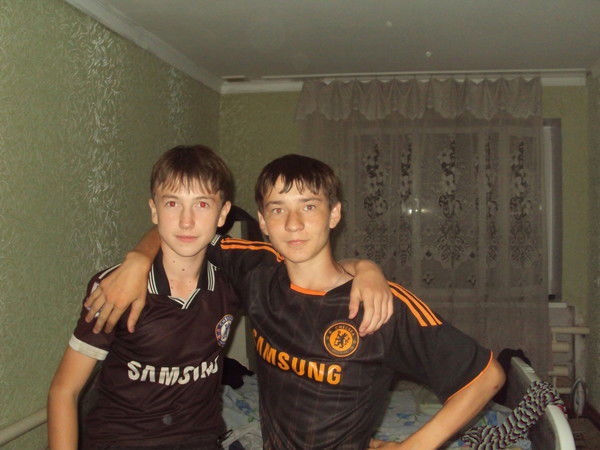 Денис Тельнов