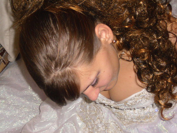 Олечка Манюня