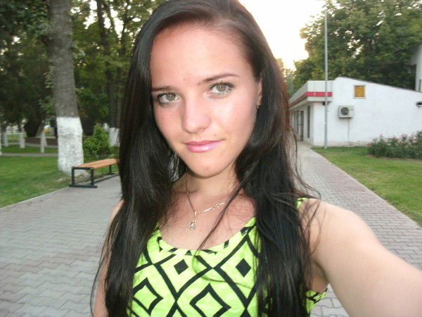 Эльмир@ Р@химж@нова