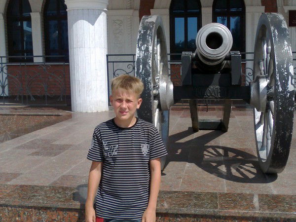 Паша Власенко