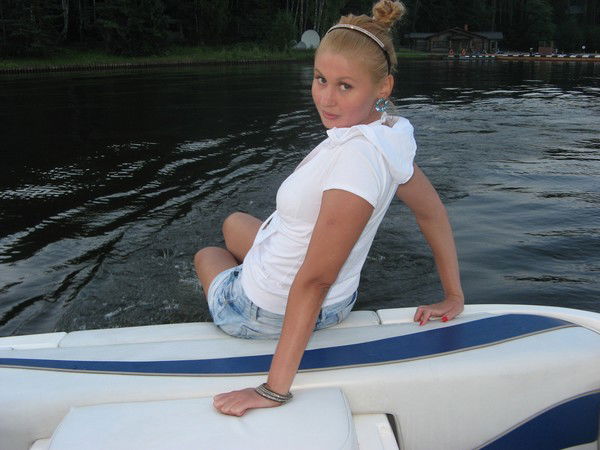 Люба Плахотя