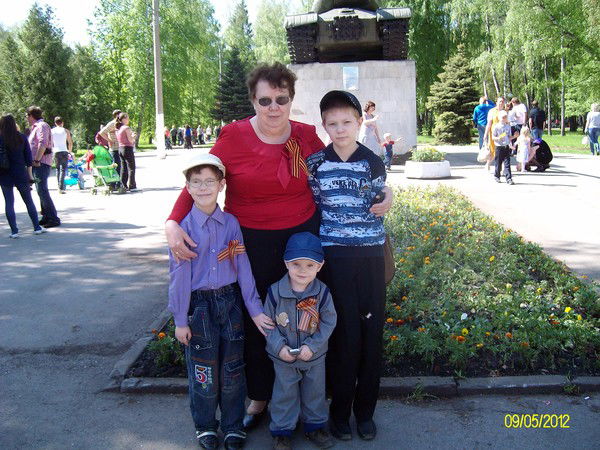 Антон Фролов