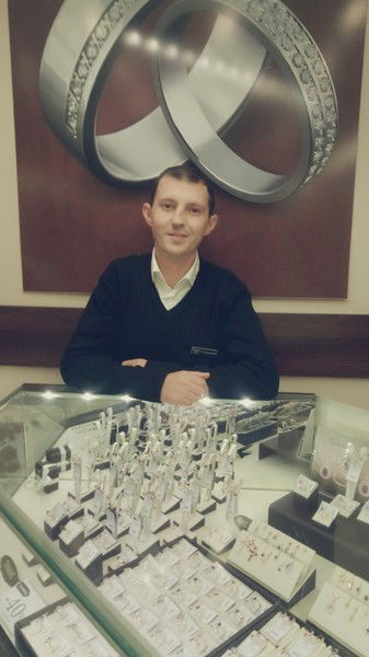 Александр Олейник