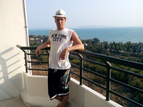 Александр Нижник