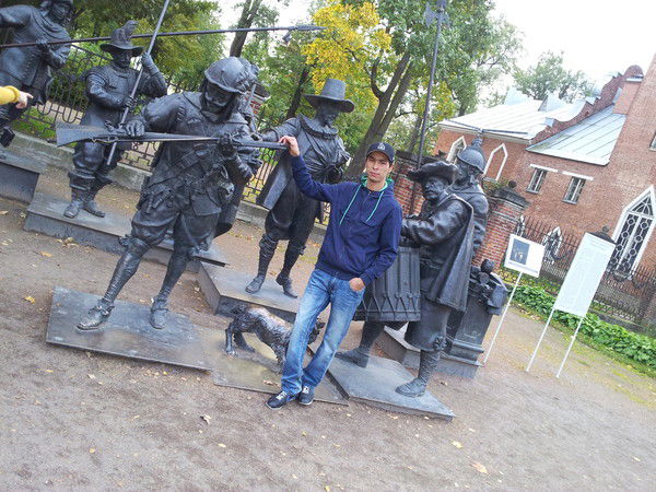 Мавлян Бекназаров