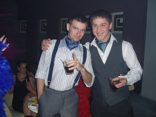 Неизвестно Неизвестно