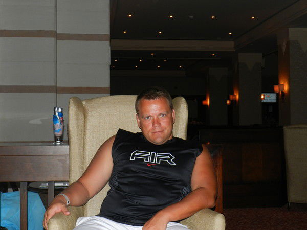 Александр Черний