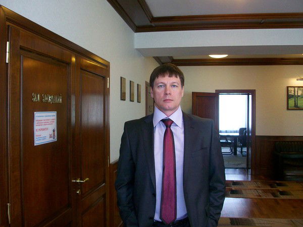 Валерий Елютин