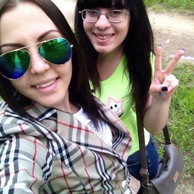 Аня Золотовская