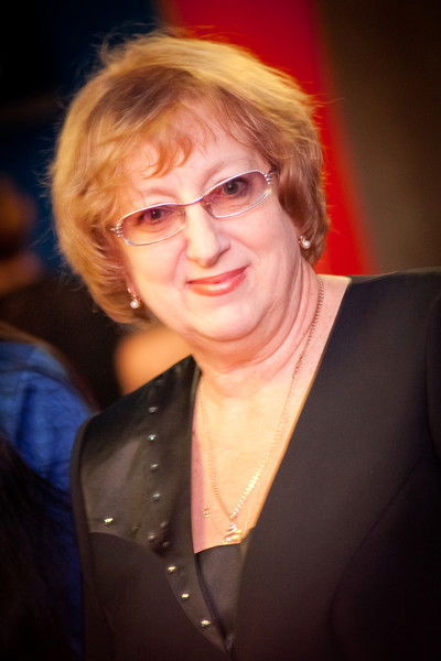 Лариса Паринова