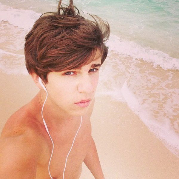 Максим Карпов